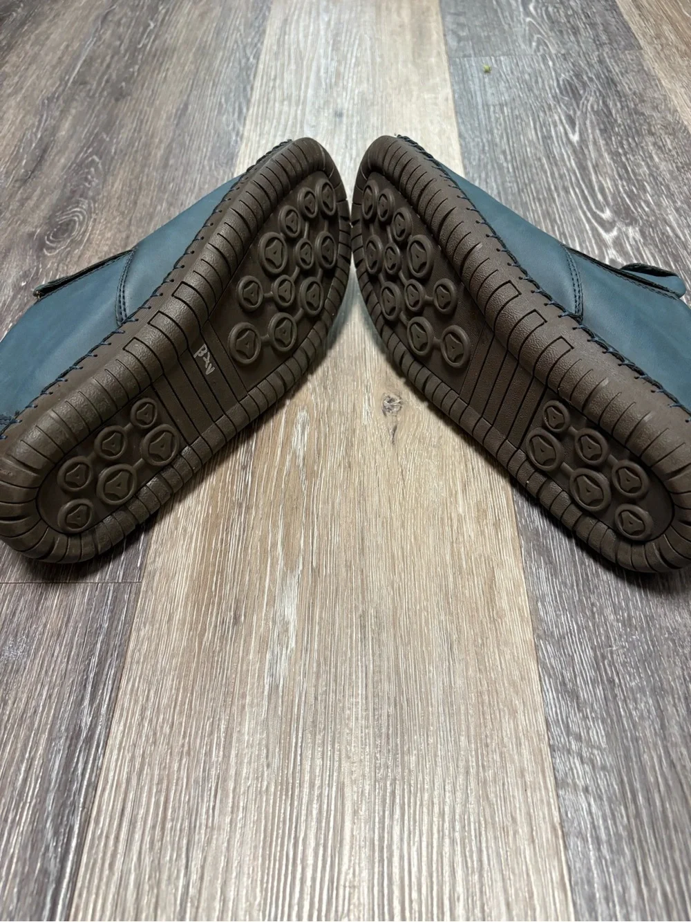 Men's Chukka Boots in Teal with Contrast Tan Lining. Leather; Fashion